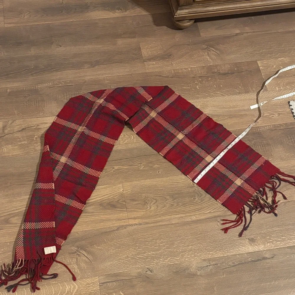Lot of 8 scarves / wraps